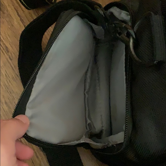 Nikon D3000 - Picture 12 of 16